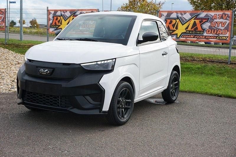 Weiß Neu 2025 Ligier JS50 Kleinwagen | 16.589 € (Guter Preis) - Bild 1/4