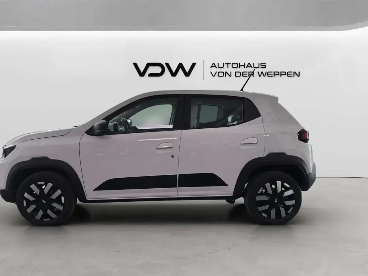 Ny Dacia Spring Expression 47 kW (65 HK) 2025 Hvid Hatchback