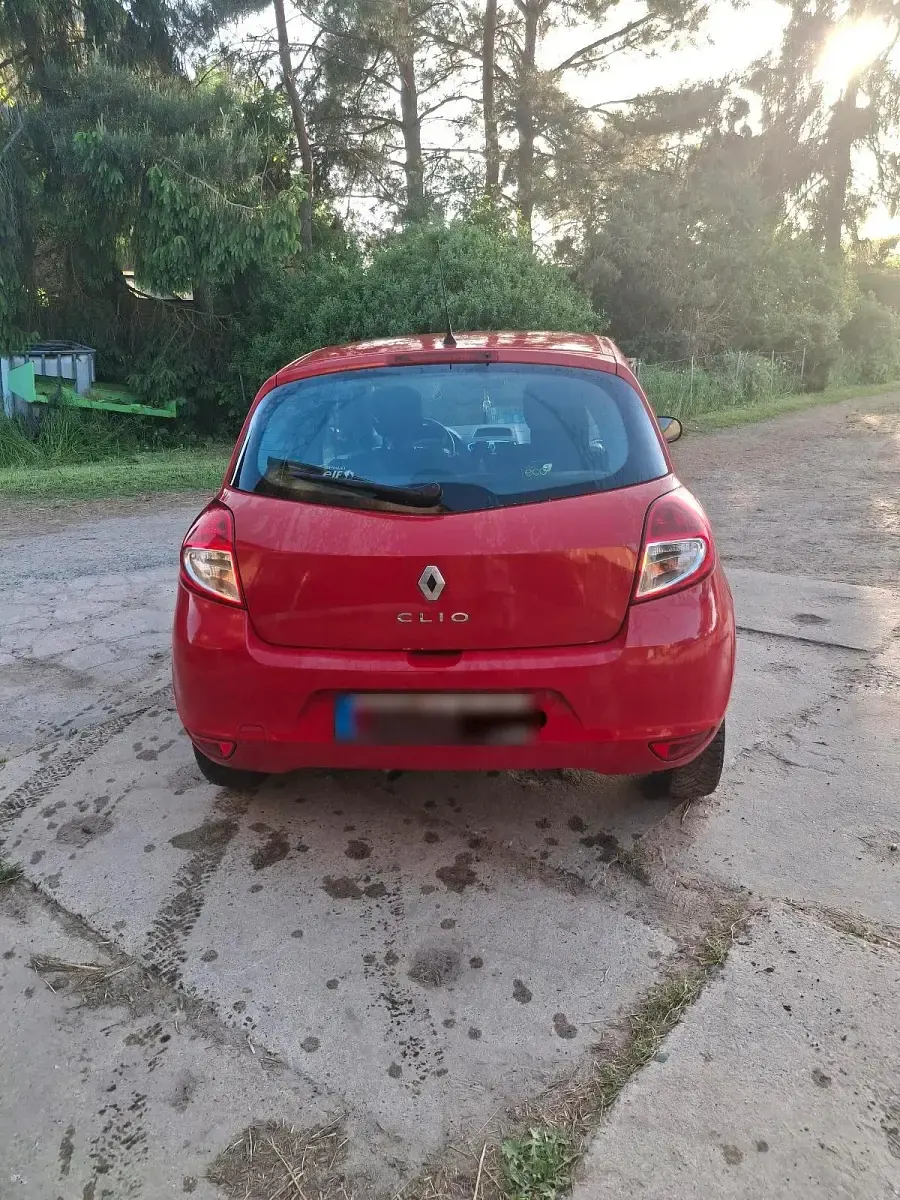 Gebraucht Renault Clio 75 PS (55 kW) 2010 Kleinwagen