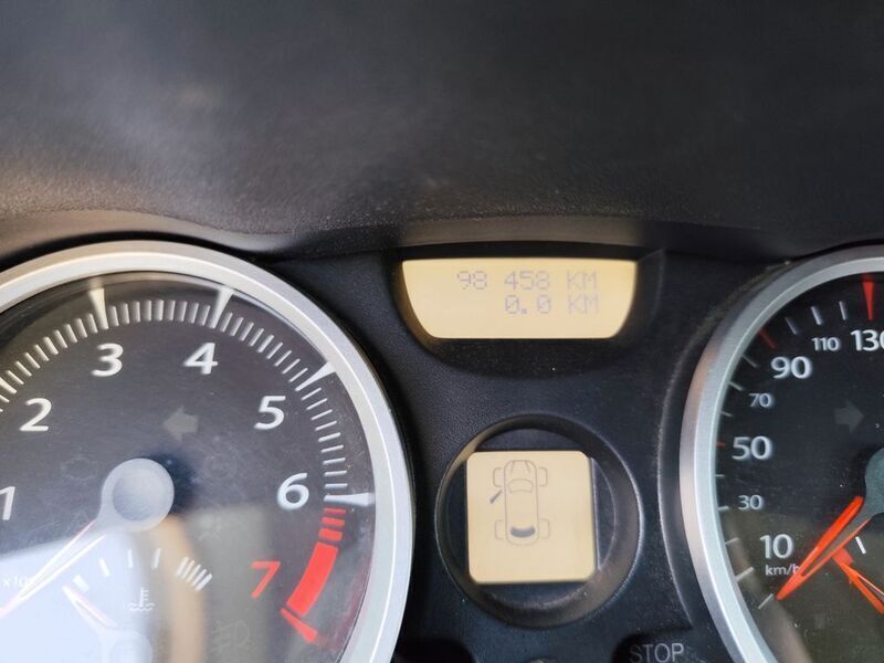 Grau Gebraucht 2007 Renault Mégane Cabriolet Avantage Cabrio | 2.450 € (Guter Preis) - Bild 1/4