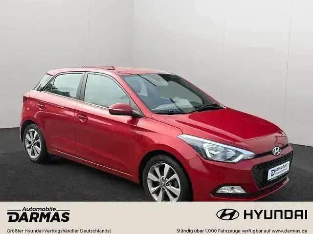 Usata Hyundai i20 YES! 84 CV (61 kW) 2016 Rosso Berlina