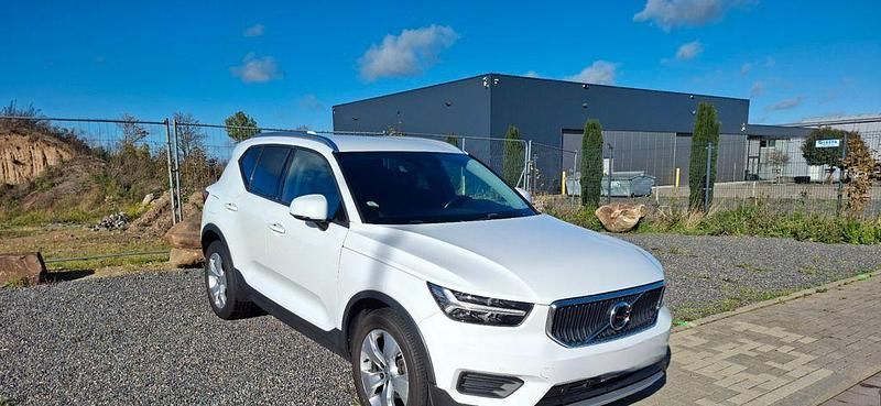Gebraucht Volvo XC40 150 PS (110 kW) 2019 Weiß SUV