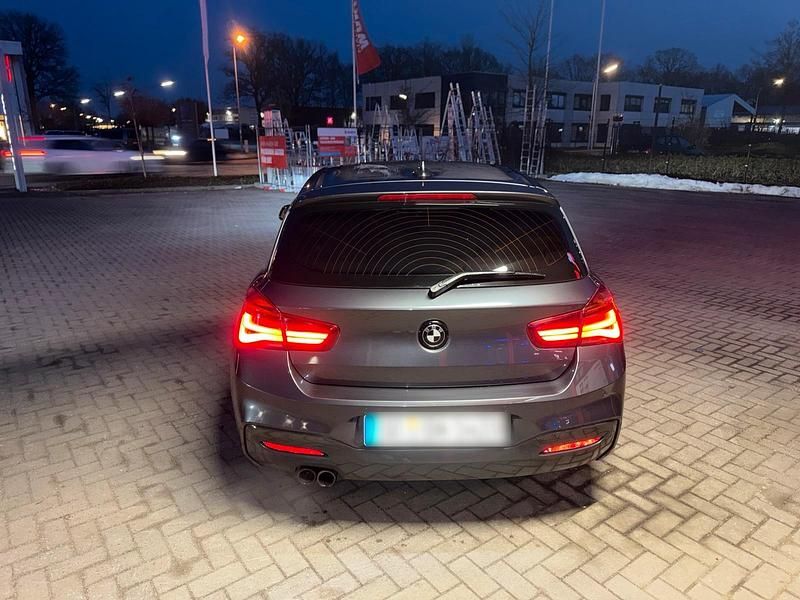 Gebraucht BMW 125 M Sport 224 PS (164 kW) 2018 Grau Kleinwagen