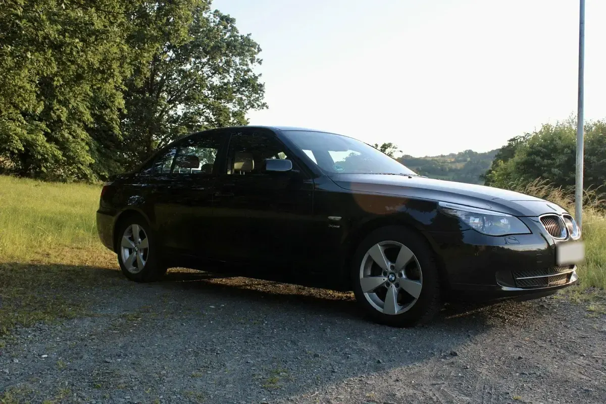 Gebraucht BMW 530 Shadowline 235 PS (172 kW) 2008 Schwarz Limousine