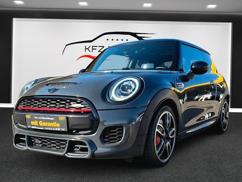Gebraucht Mini John Cooper Works 231 PS (169 kW) 2019 Grau Kleinwagen