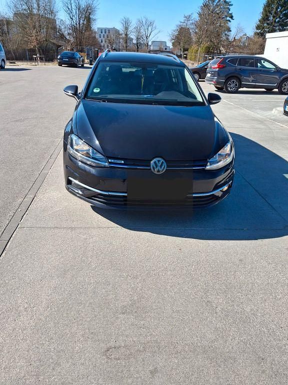 Schwarz Gebraucht 2018 VW Golf VII Join Kombi | 11.000 € (Superpreis) - Bild 1/4