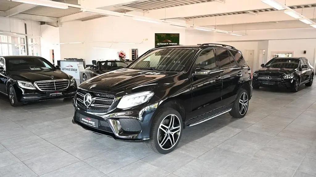 Gebraucht Mercedes GLE500 435 PS (319 kW) 2015 Schwarz SUV