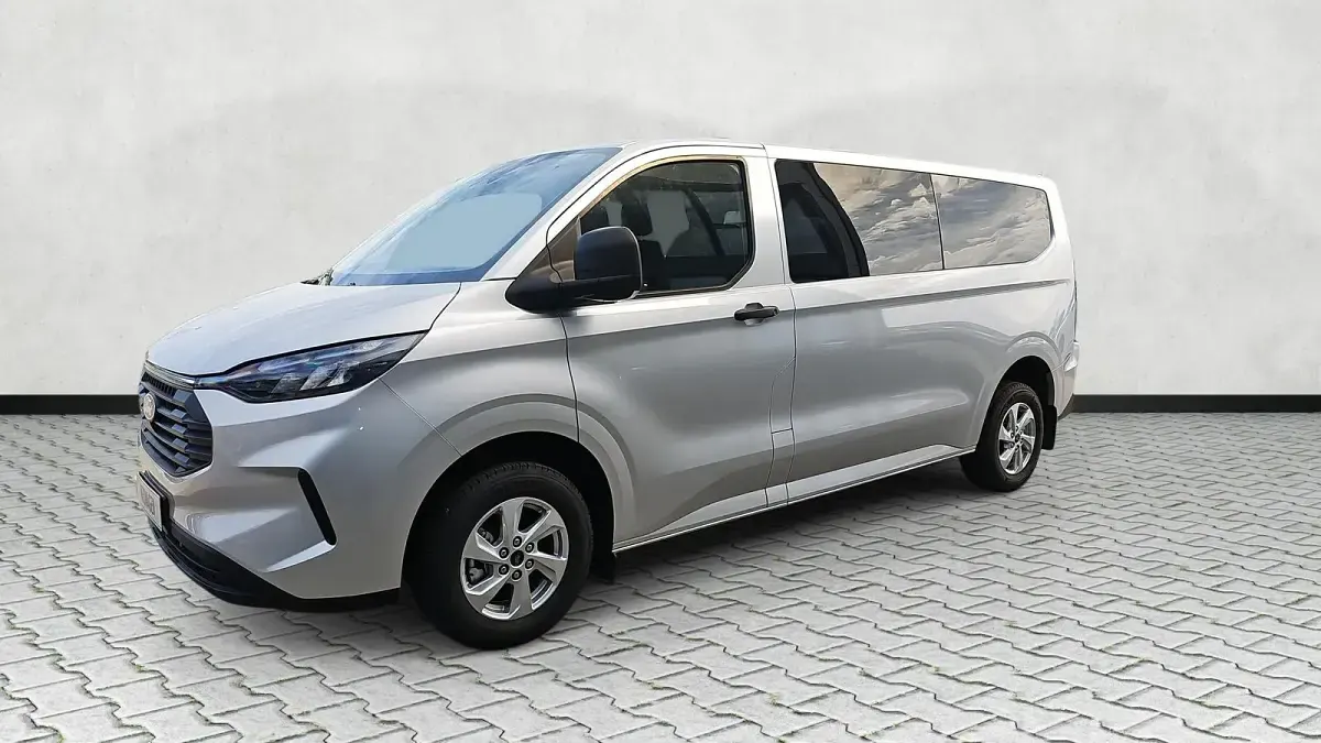 Neu Ford Transit Custom Trend 150 PS (110 kW) 2026 Moondust silver metallic Kombi