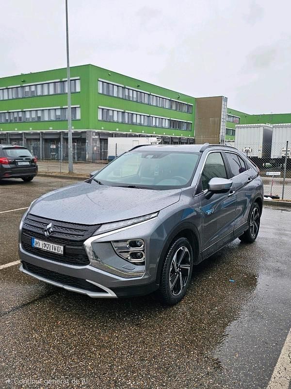 Gebraucht Mitsubishi Eclipse Cross 188 PS (138 kW) 2022 Silber SUV