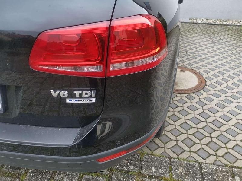 Schwarz Gebraucht 2016 VW Touareg SUV | 22.600 € (Superpreis) - Bild 1/4