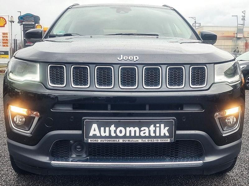 Gebraucht Jeep Compass Limited 140 PS (102 kW) 2018 Schwarz SUV