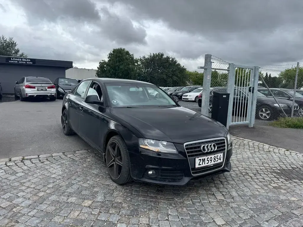 Gebraucht Audi A4 Ambiente 143 PS (105 kW) 2008 Schwarz Limousine