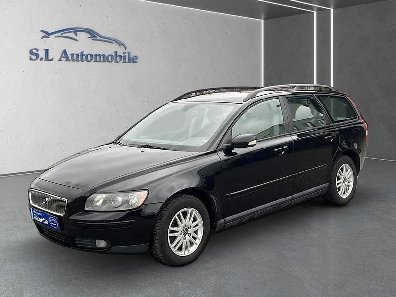Gebraucht Volvo V50 Momentum 125 PS (91 kW) 2006 Schwarz Kombi