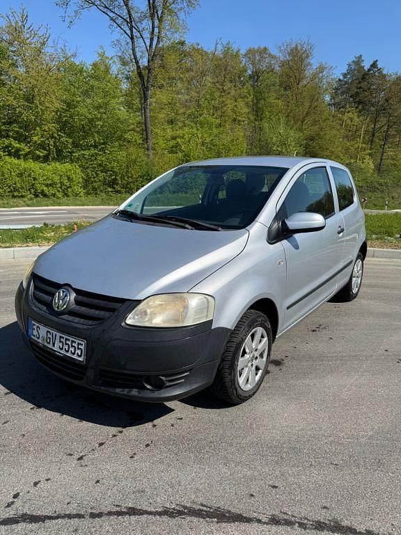 Second-hand VW Fox 75 CP (55 kW) 2007 Gri Hatchback