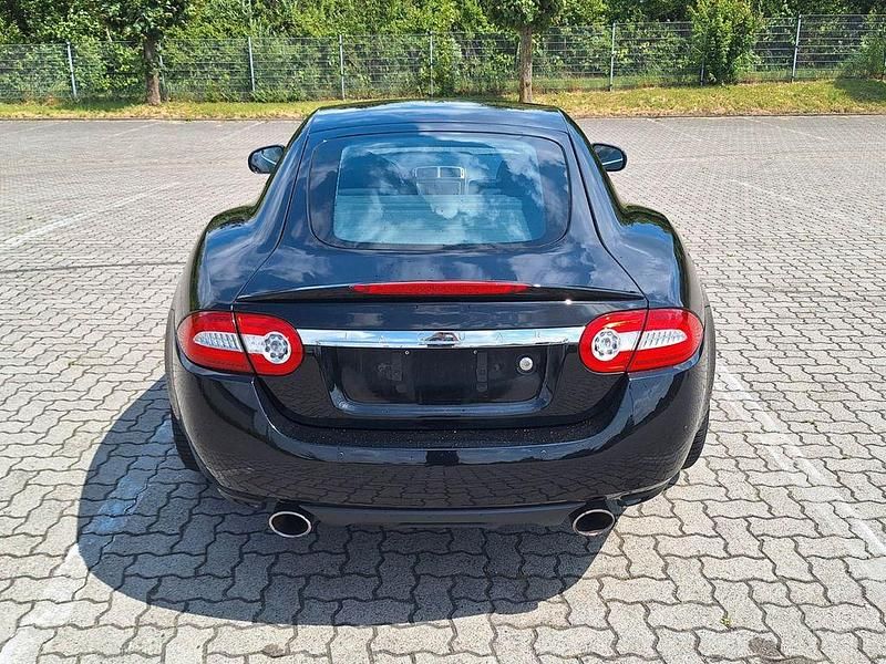 Gebraucht Jaguar XK 385 PS (283 kW) 2011 Schwarz Coupé