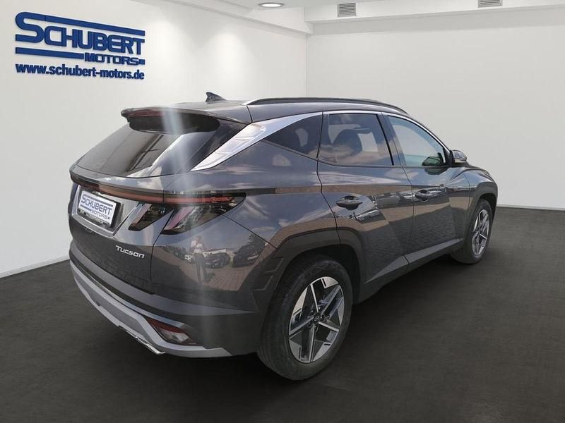Neu Hyundai Tucson Trend 160 PS (117 kW) 2025 Grau SUV