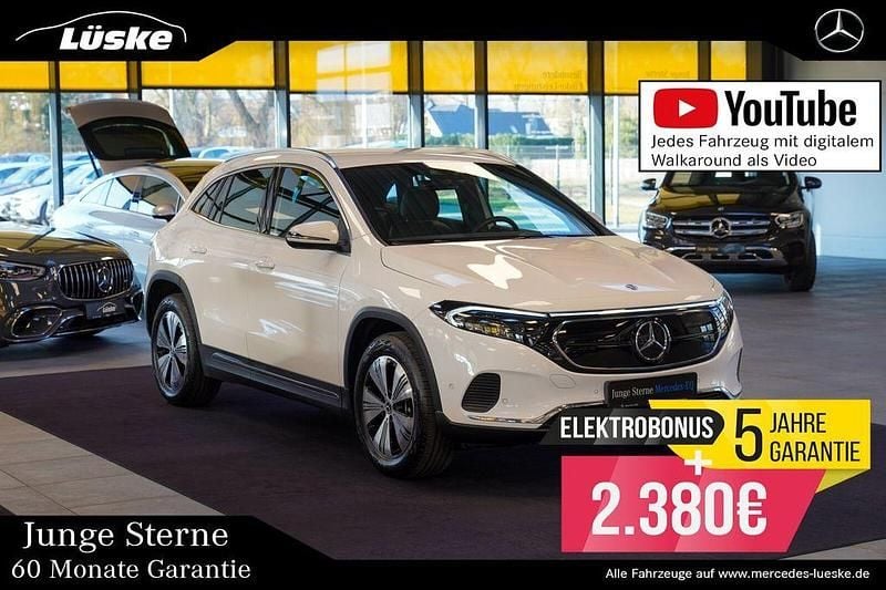 Polarweiß Gebraucht 2023 Mercedes EQA250 Progressive SUV | 28.900 € (Fairer Preis) - Bild 1/4