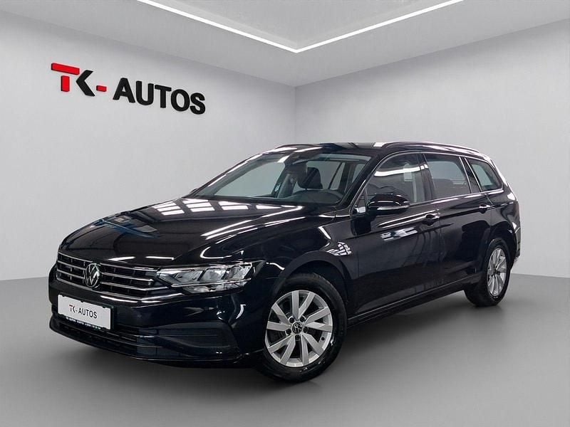 Gebraucht VW Passat 150 PS (110 kW) 2021 Deep black Kombi