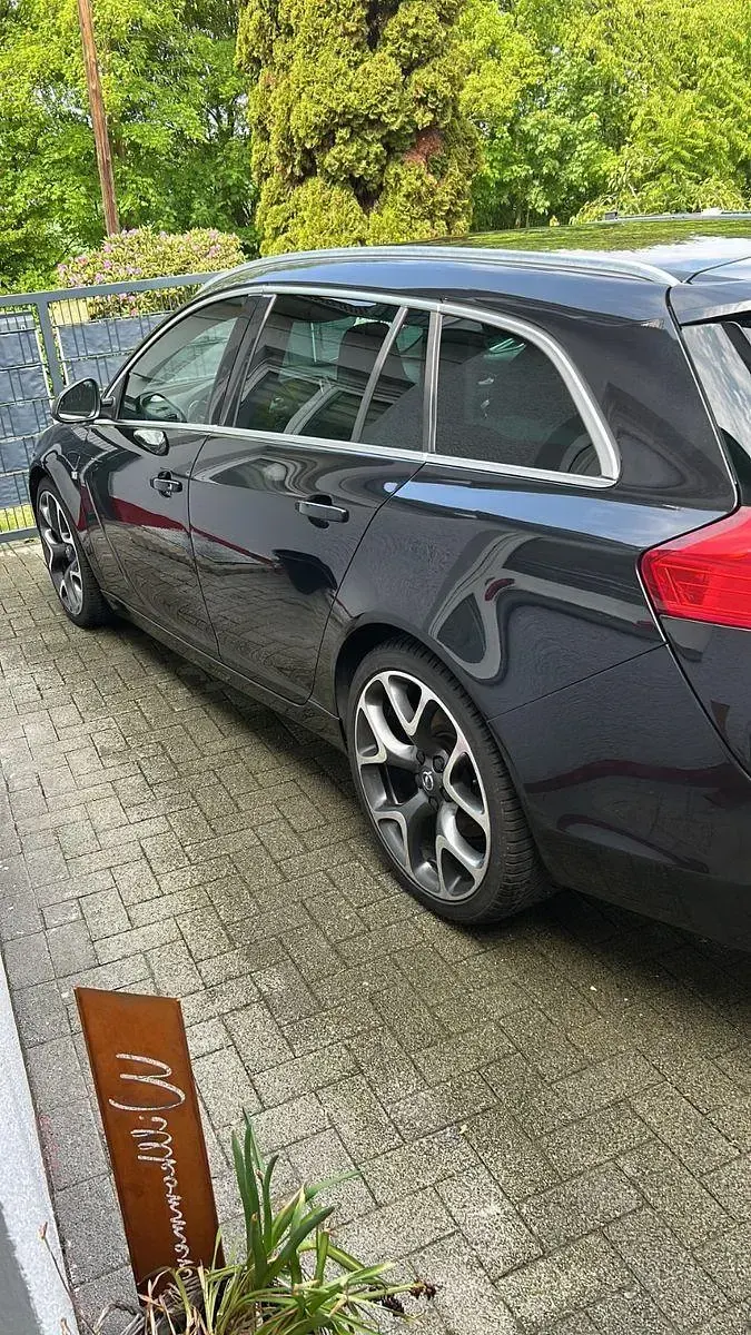 Gebraucht Opel Insignia OPC 325 PS (239 kW) 2012 Schwarz Kombi