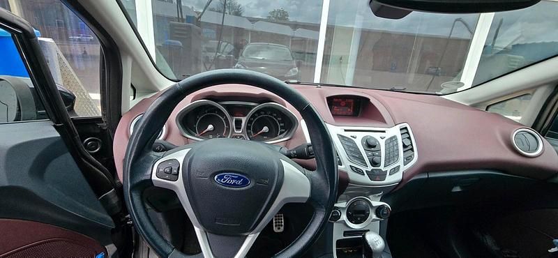 Gebraucht Ford Fiesta 122 PS (89 kW) 2009 Schwarz Kleinwagen