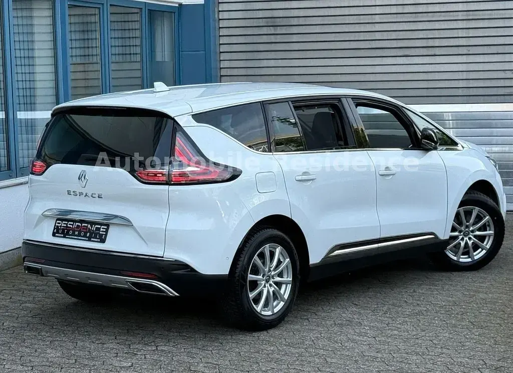 Gebraucht Renault Espace Techno 189 PS (139 kW) 2024 Weiß Van / Kleinbus