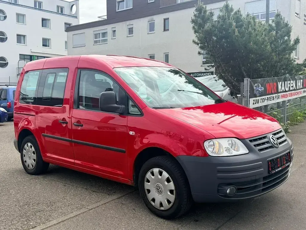 Używany VW Caddy Trendline 125 KM (91 kW) 2016 Niebieski Minivan