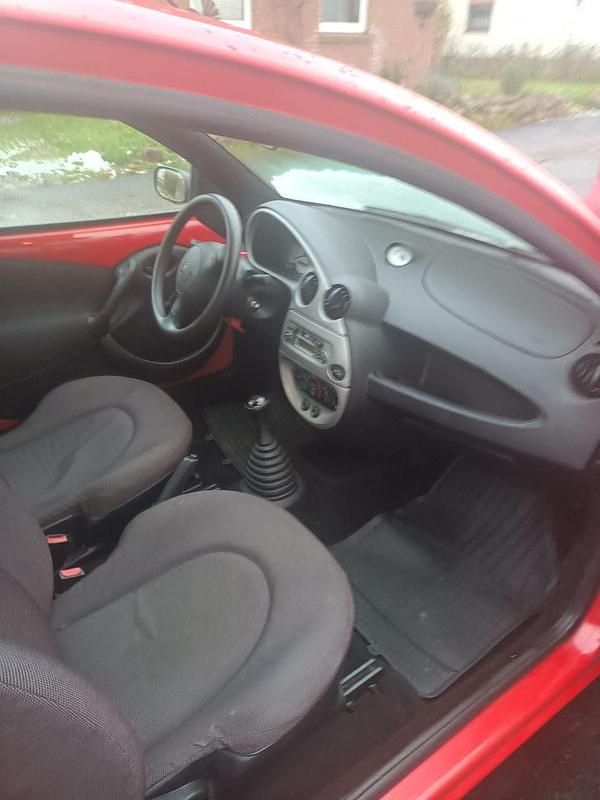 Gebraucht Ford Ka Fun X 60 PS (44 kW) 2006 Rot Kleinwagen