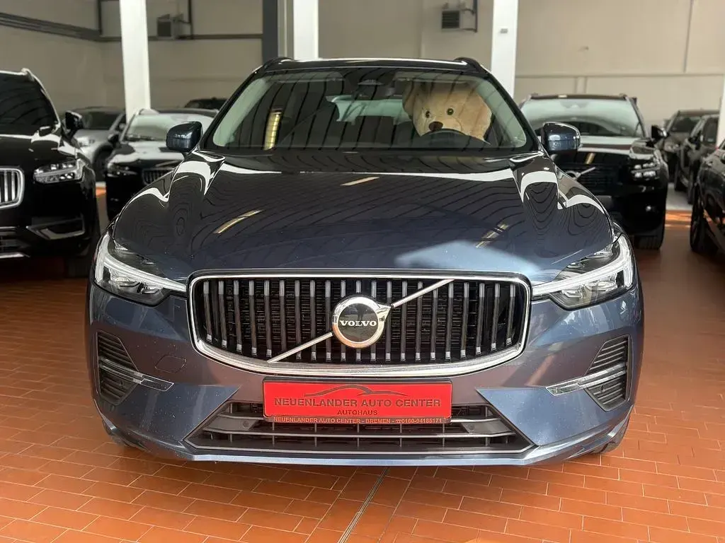 Gebraucht Volvo XC60 Core 197 PS (144 kW) 2023 Blau SUV