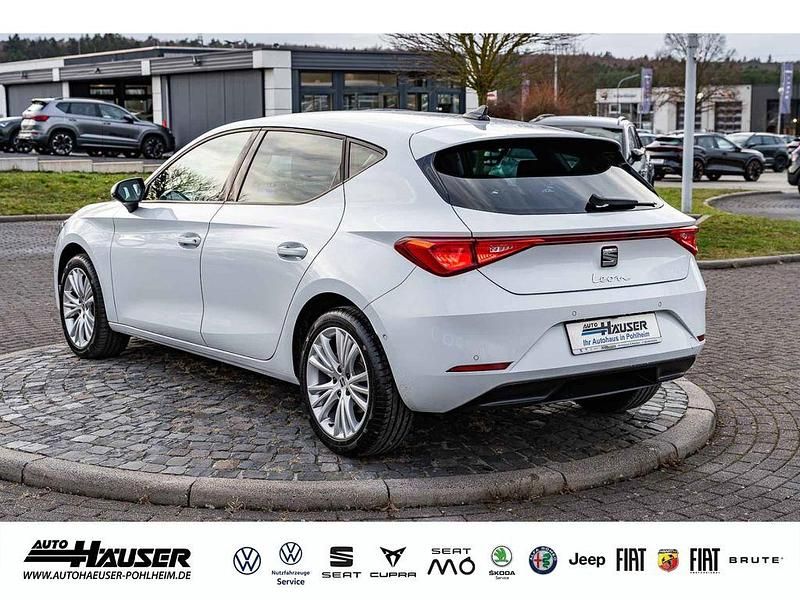 Gebraucht Seat Leon Style 150 PS (110 kW) 2025 Weiss Limousine