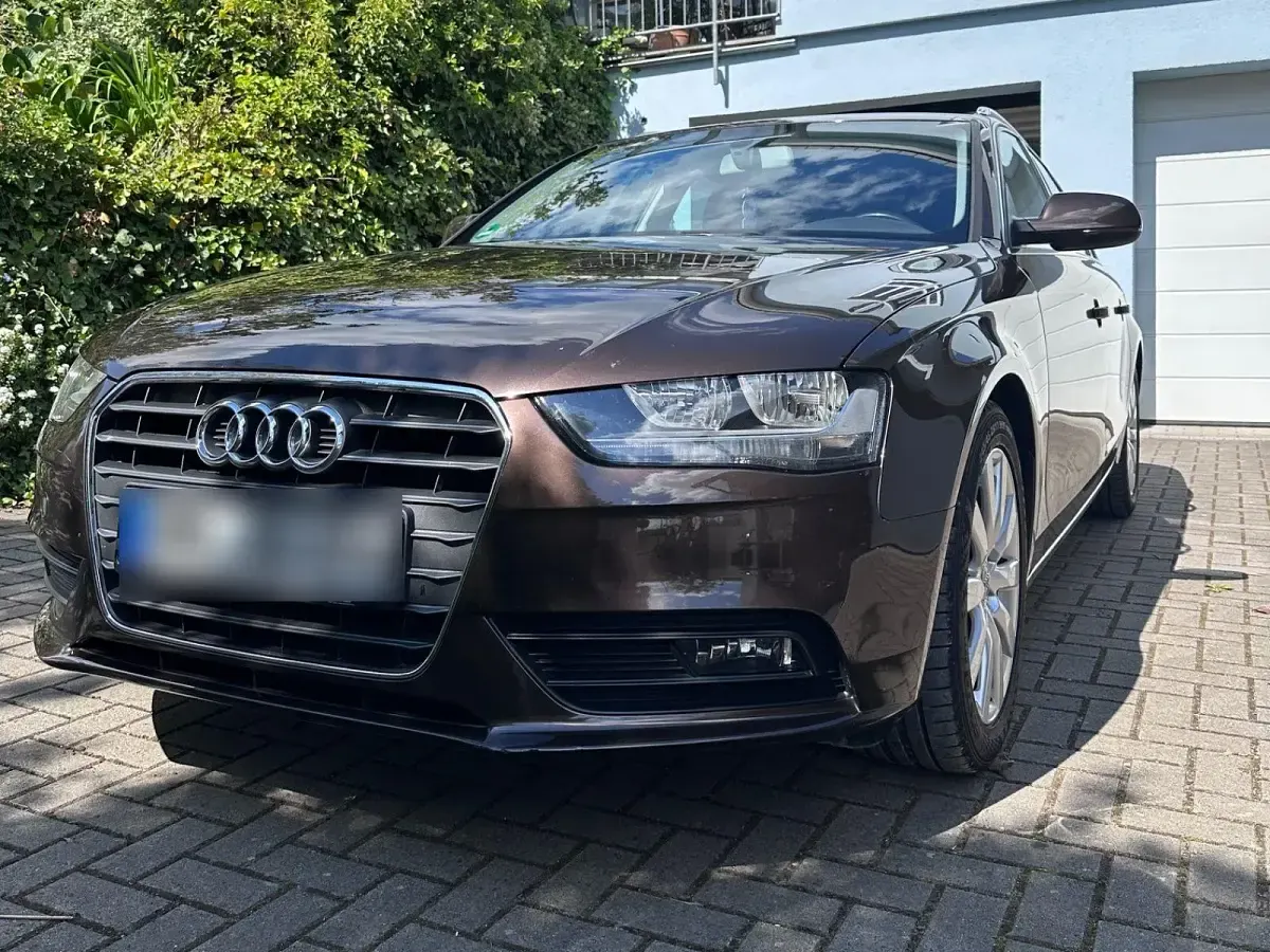 Gebraucht Audi A4 Ambition 170 PS (125 kW) 2012 Braun Kombi