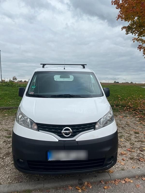 Weiß Gebraucht 2012 Nissan NV200 Van | 7.000 € (Fairer Preis) - Bild 1/4