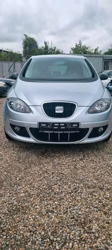 Gebraucht Seat Altea 102 PS (75 kW) 2007 Silber Limousine