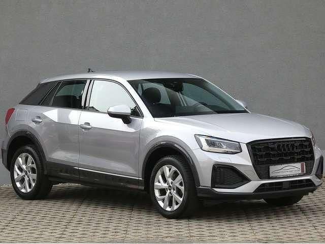 Gebraucht Audi Q2 Advanced 150 PS (110 kW) 2023 Silber SUV
