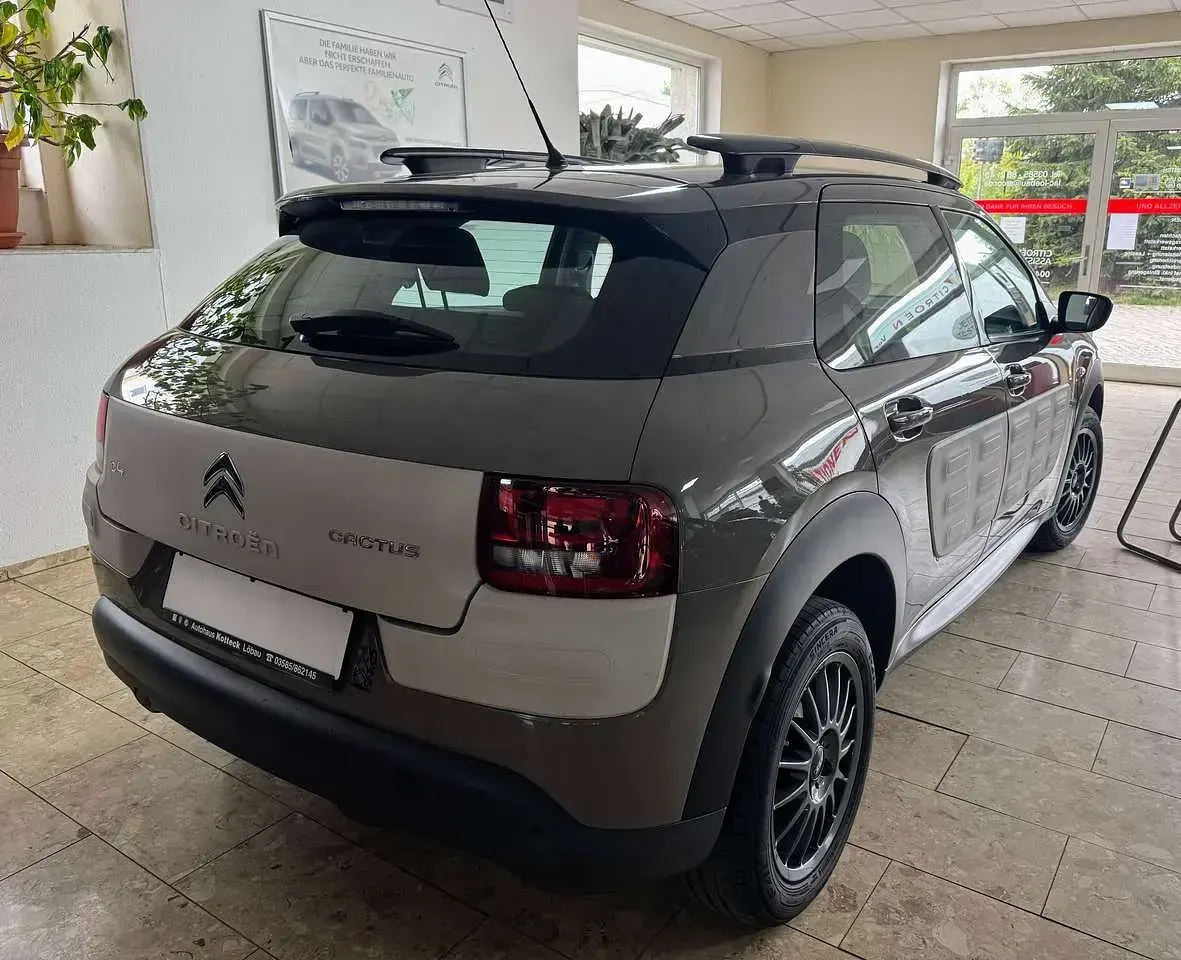 Gebraucht Citroën C4 Feel 82 PS (60 kW) 2016 Olive braun SUV