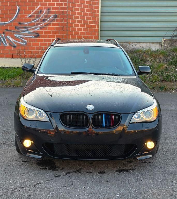 Gebraucht BMW 545 333 PS (244 kW) 2004 Schwarz Limousine