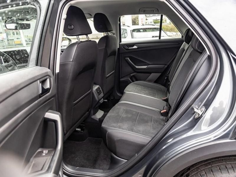 Gebraucht VW T-Roc Style 150 PS (110 kW) 2024 Indiumgrau metallic SUV
