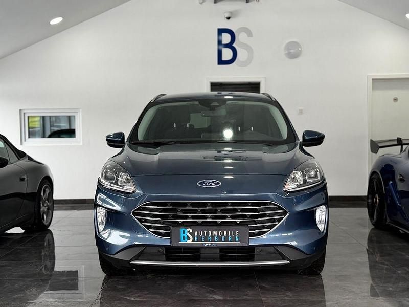 Gebraucht Ford Kuga Titanium 150 PS (110 kW) 2022 Blau SUV