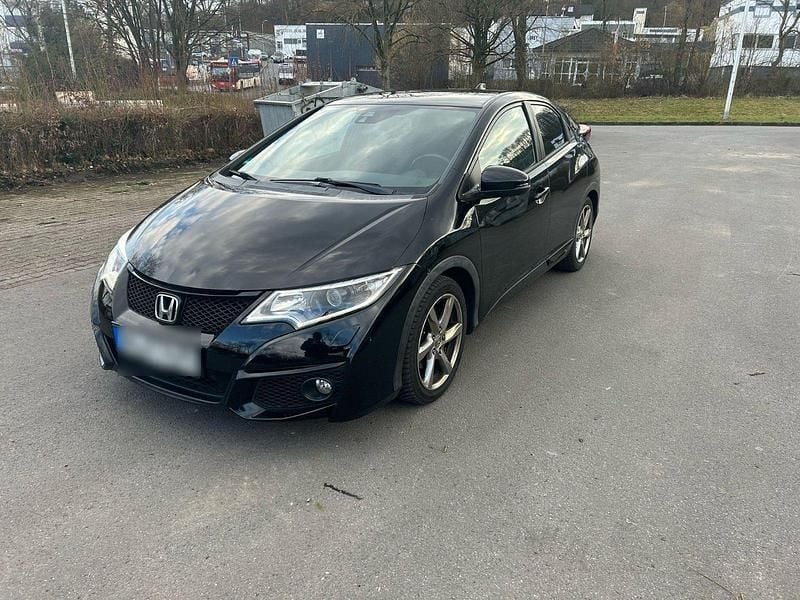 Schwarz Gebraucht 2015 Honda Civic Sport Limousine | 11.000 € (Etwas zu teuer) - Bild 1/4