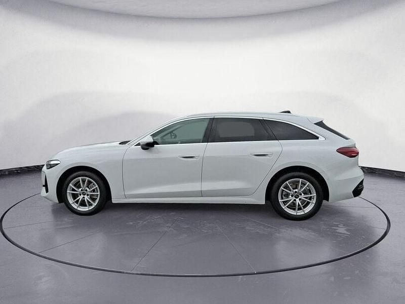 Gebraucht Audi A5 Ambiente 150 PS (110 kW) 2025 Weiß Kombi