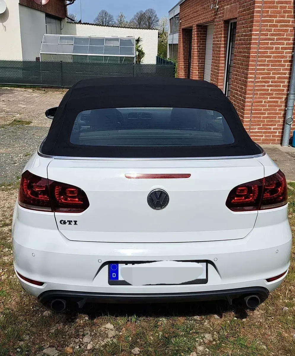 Gebraucht VW Golf Cabriolet GTI 211 PS (155 kW) 2013 Weiß Cabrio