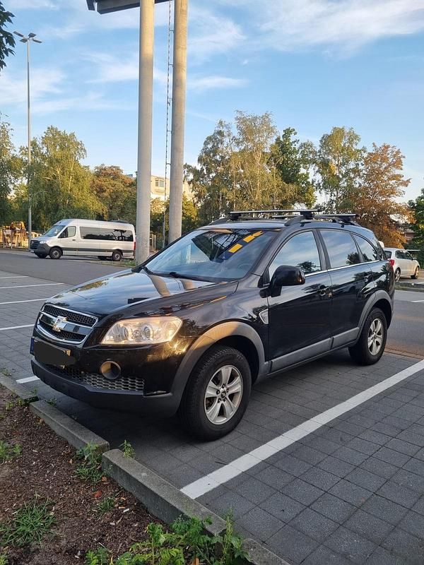 Schwarz Gebraucht 2008 Chevrolet Captiva SUV | 2.990 € (Guter Preis) - Bild 1/4