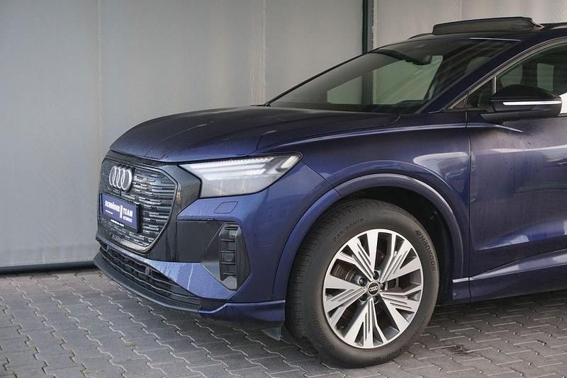 Gebraucht Audi Q4 e-tron Ambiente 150 kW (204 PS) 2021 Blau SUV