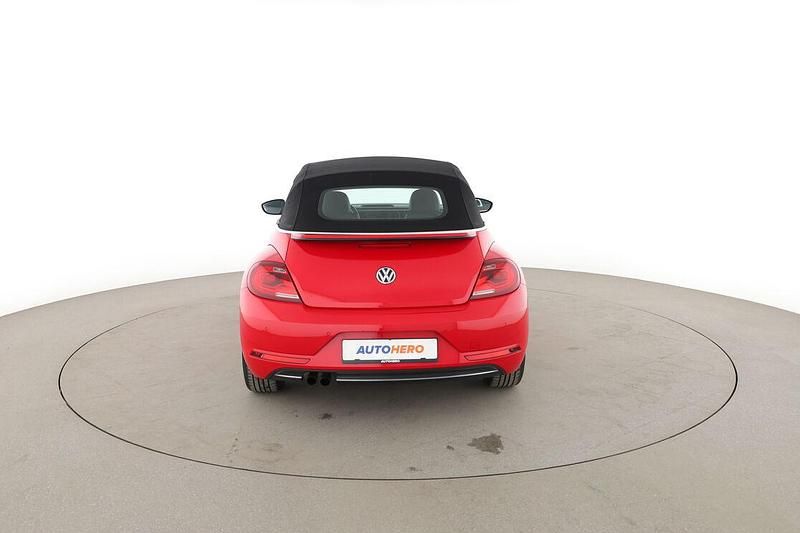 Gebraucht VW Beetle Design 150 PS (110 kW) 2018 Rot Kleinwagen