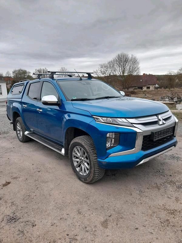 Gebraucht Mitsubishi L200 150 PS (110 kW) 2020 Blau Pickup