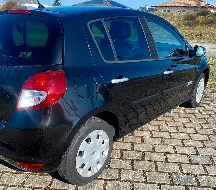 Gebraucht Renault Clio II Expression 75 PS (55 kW) 2011 Schwarz Limousine