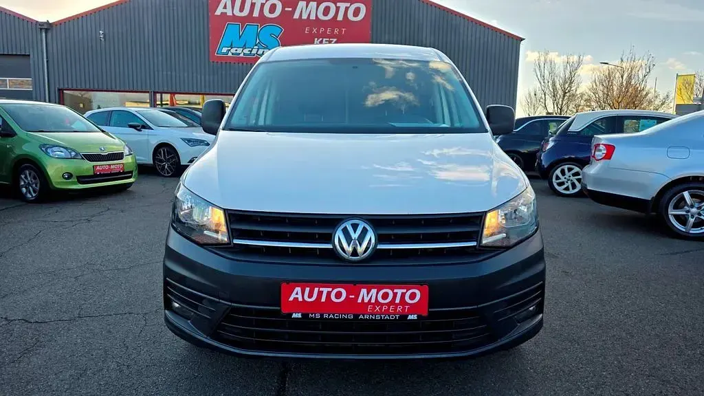 Gebraucht VW Caddy 102 PS (75 kW) 2017 Candyweiss Van / Kleinbus