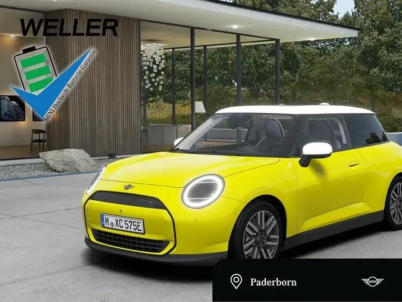 Usata Mini Cooper 135 kW (184 CV) 2025 Giallo Utilitaria