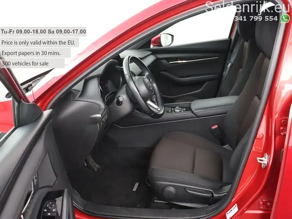 Gebraucht Mazda 3 Comfort 186 PS (136 kW) 2022 Rot Limousine