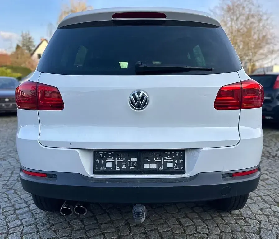 Gebraucht VW Tiguan Trendline 160 PS (117 kW) 2012 Candyweiß SUV
