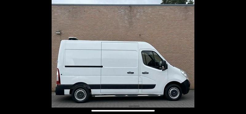 Schwarz Gebraucht 2016 Opel Movano Van | 9.000 € (Fairer Preis) - Bild 1/4